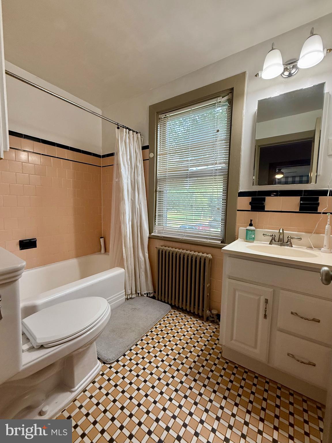 FREDERICKSBURG CITY - Residential Lease