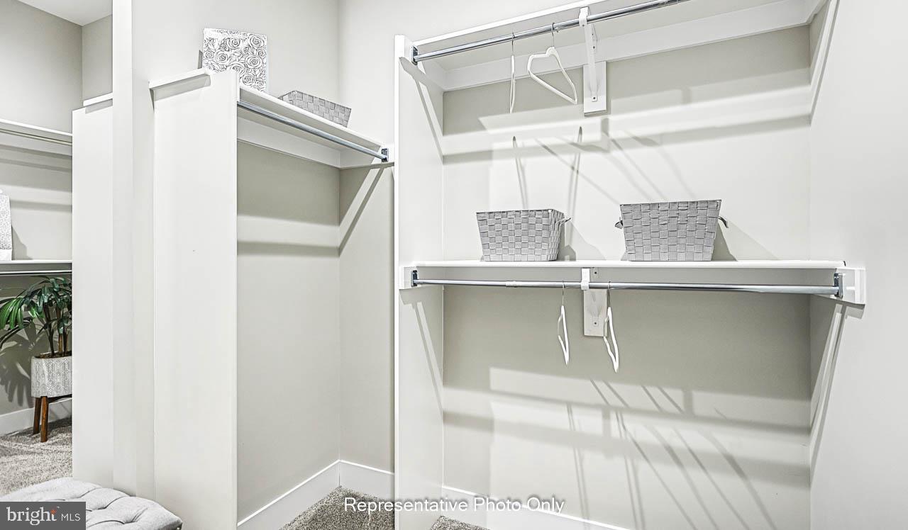 HAWK VALLEY - Residential