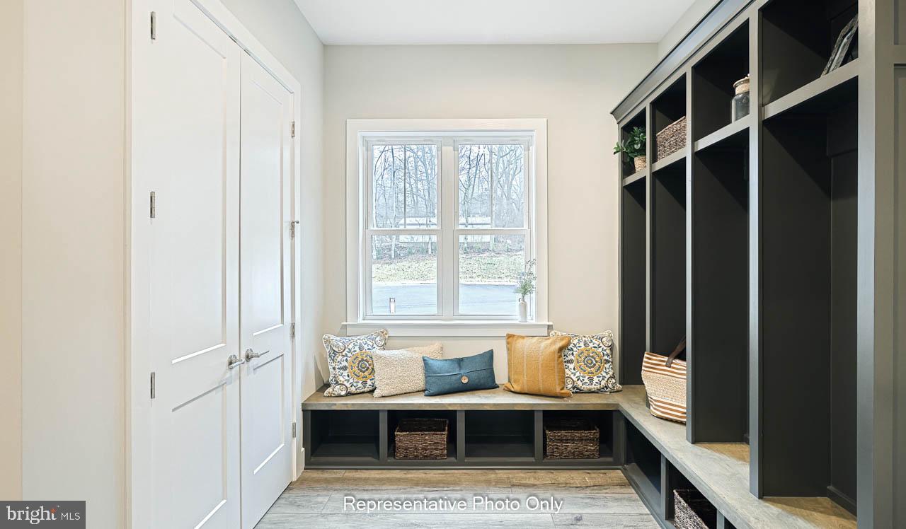 HAWK VALLEY - Residential