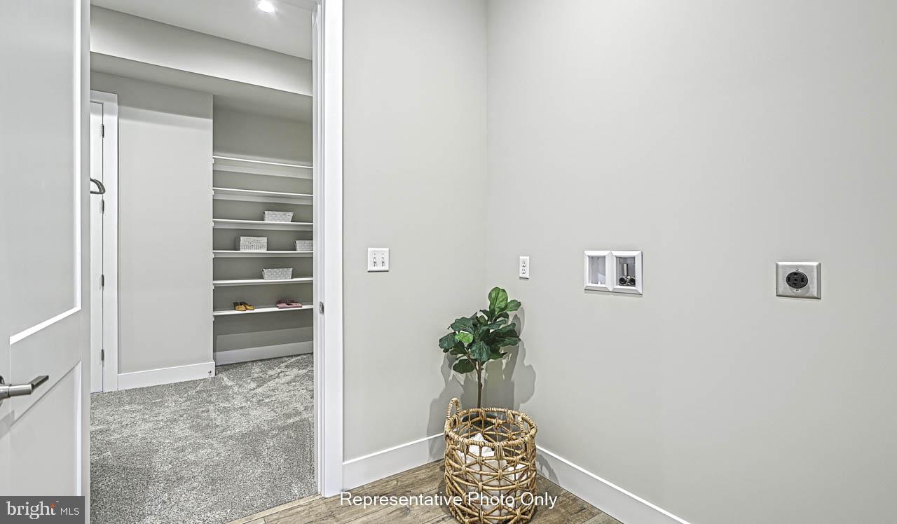 HAWK VALLEY - Residential