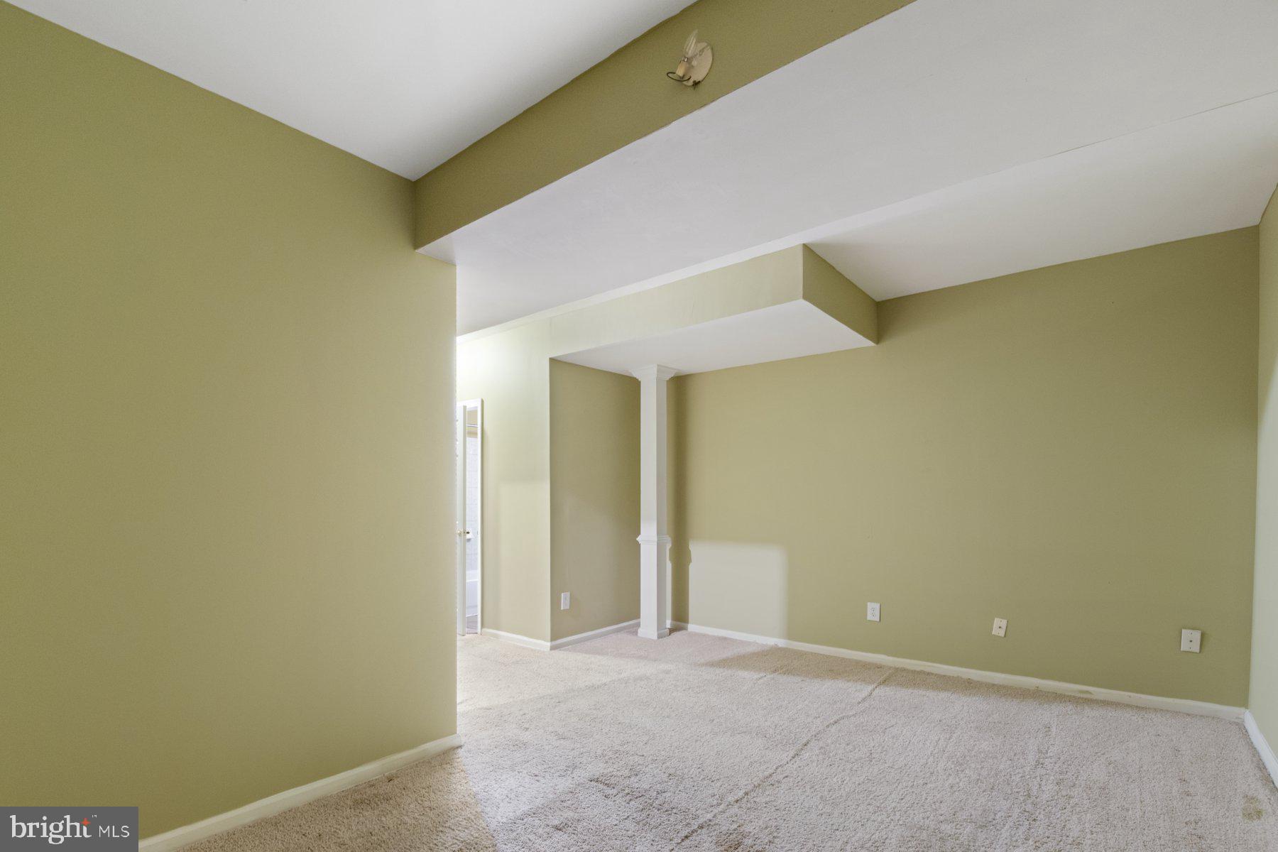 COLLINGBROOK - Residential