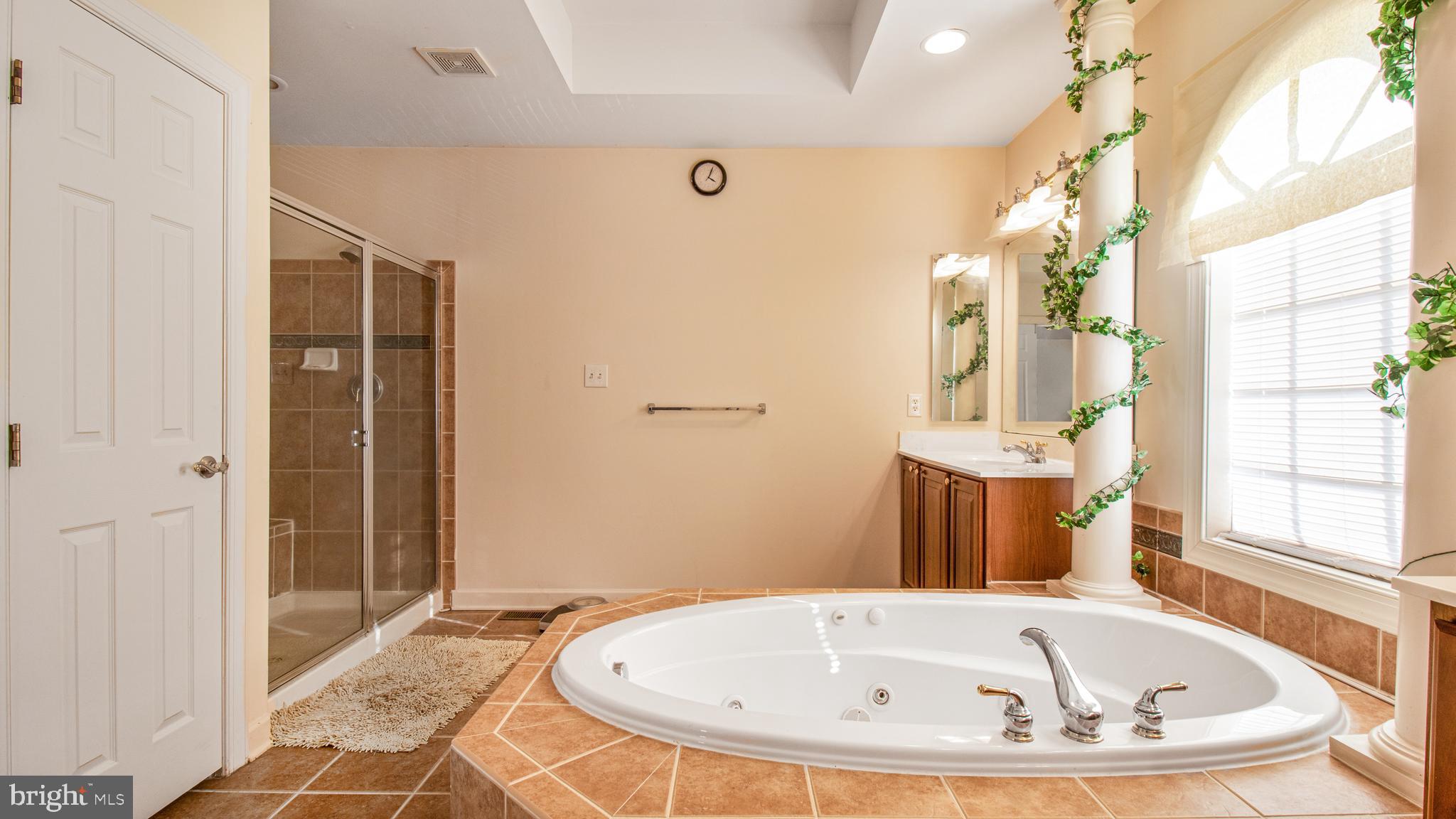 COLLINGBROOK - Residential