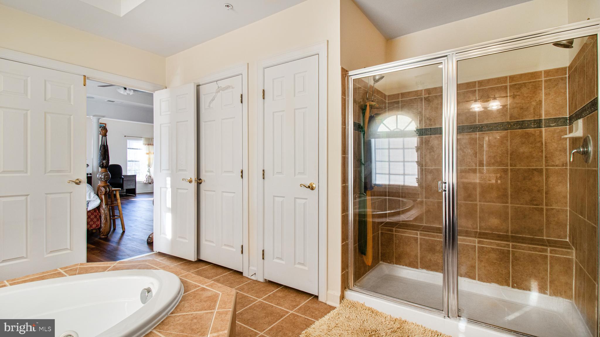 COLLINGBROOK - Residential