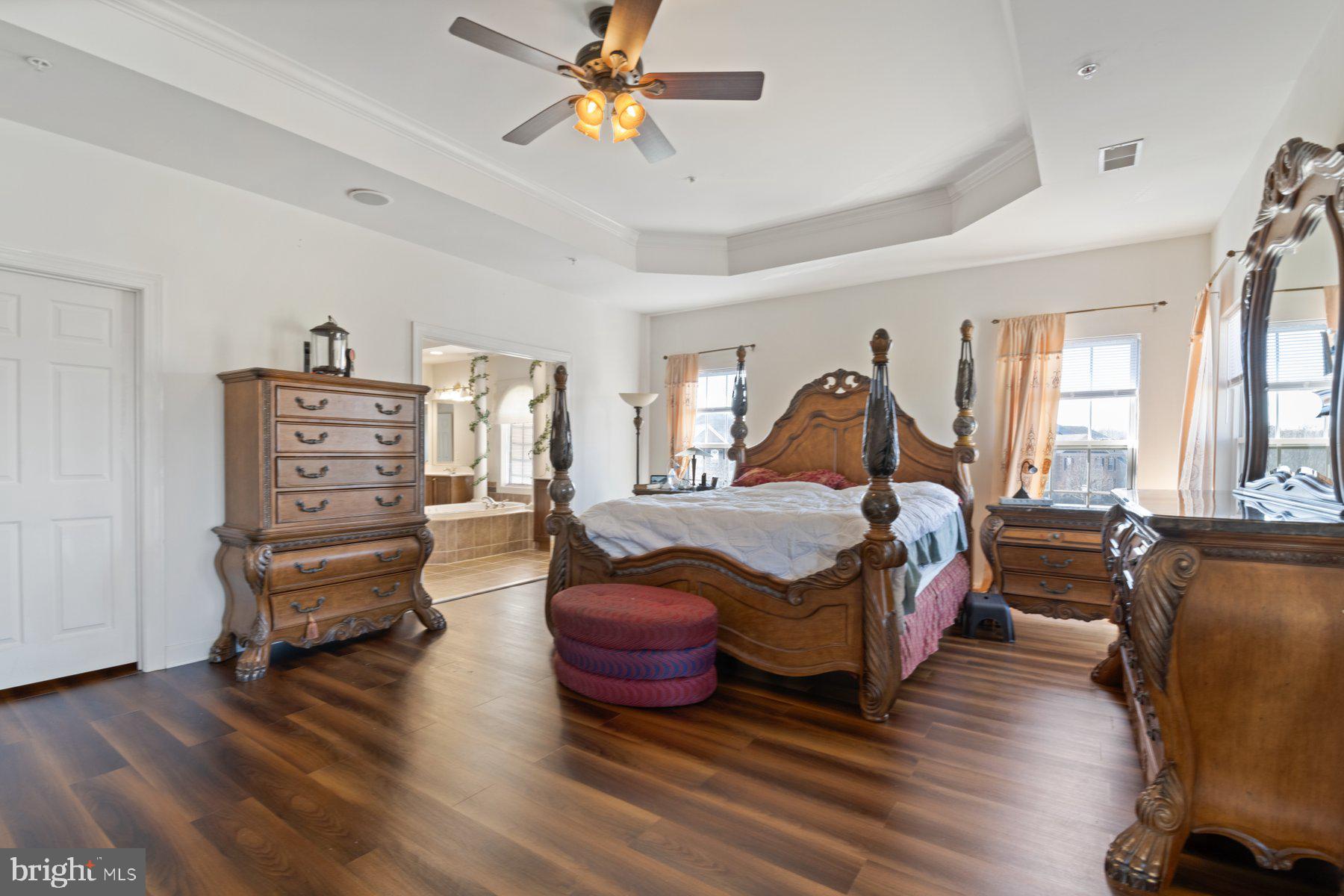 COLLINGBROOK - Residential