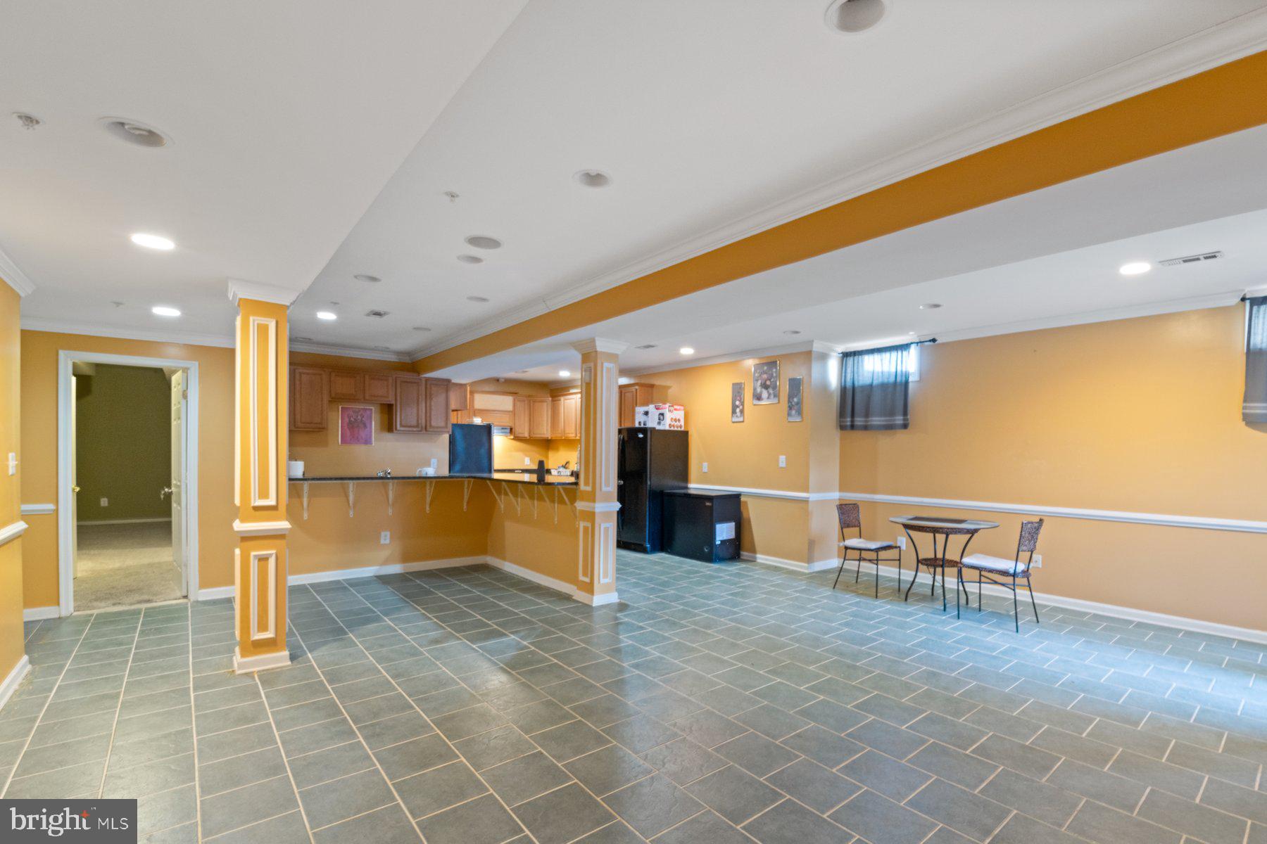 COLLINGBROOK - Residential