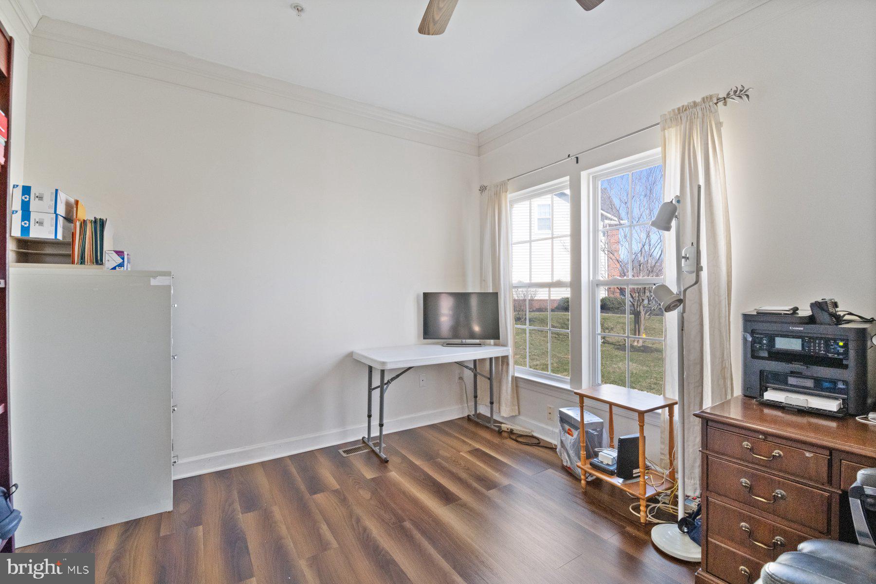 COLLINGBROOK - Residential