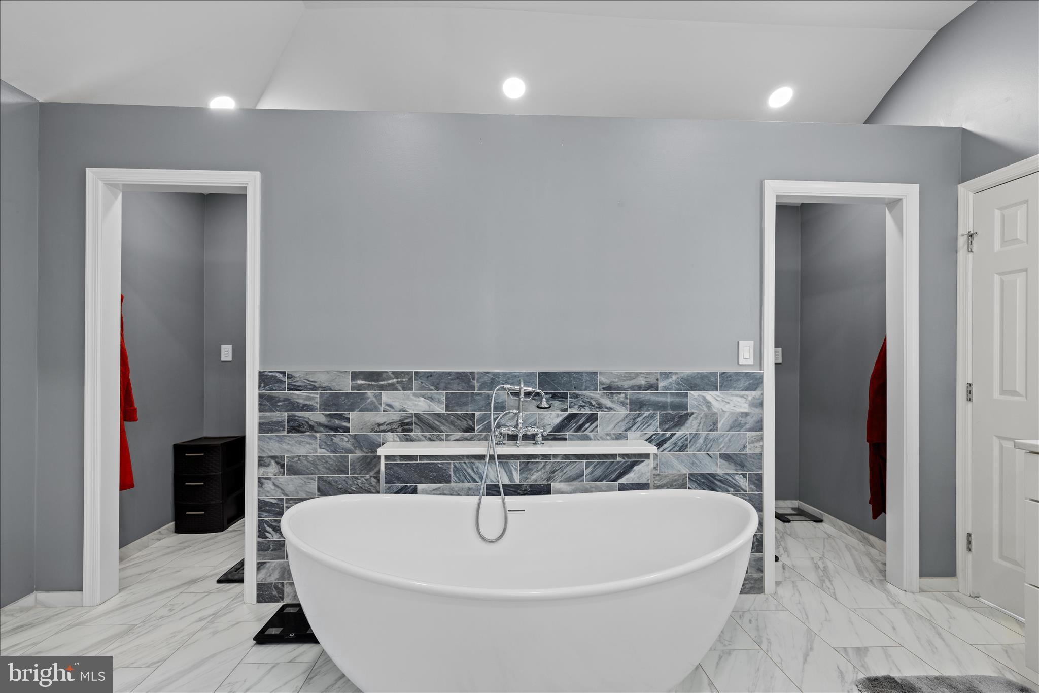 BARAKAT COURT - Residential