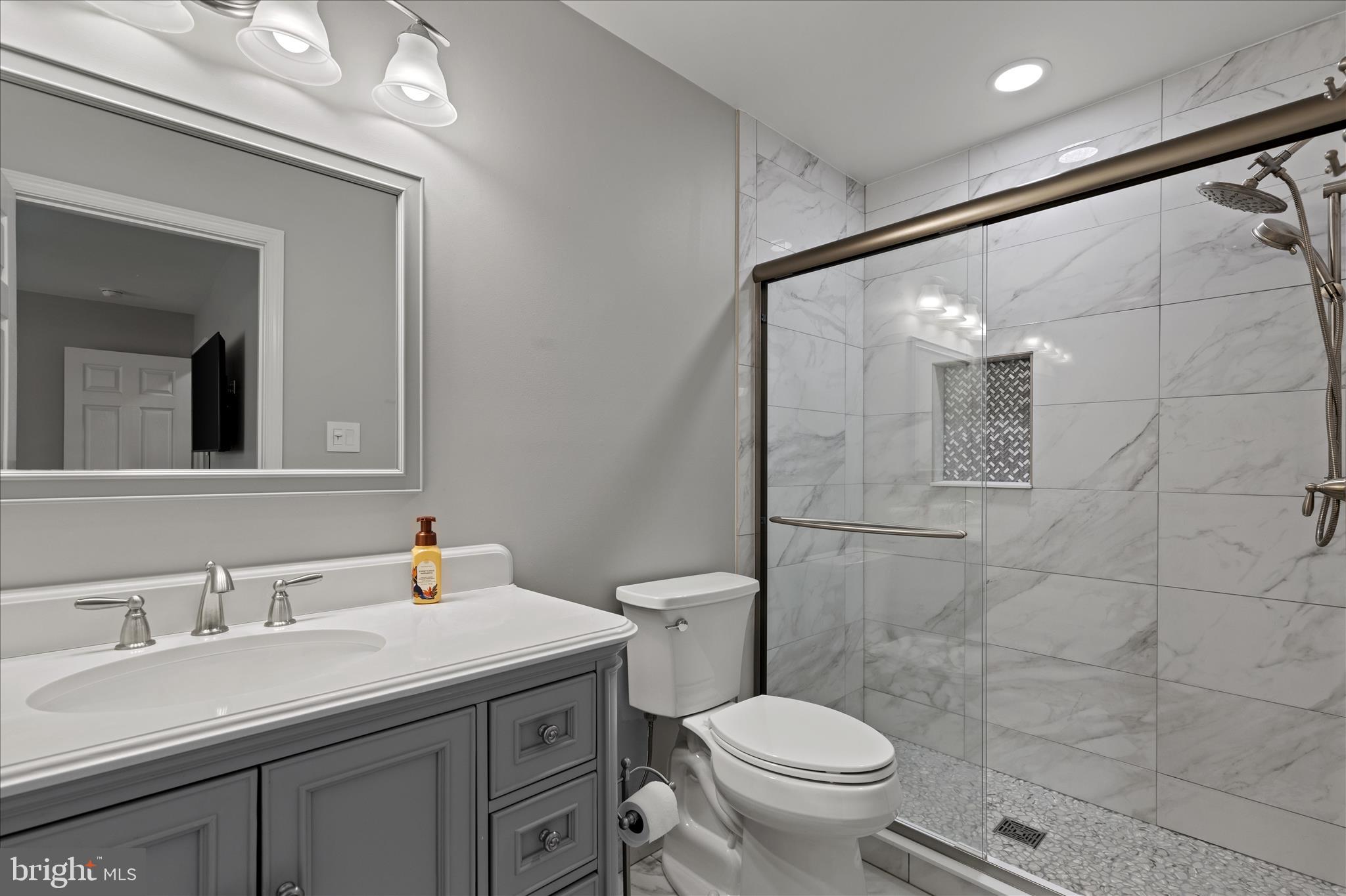 BARAKAT COURT - Residential