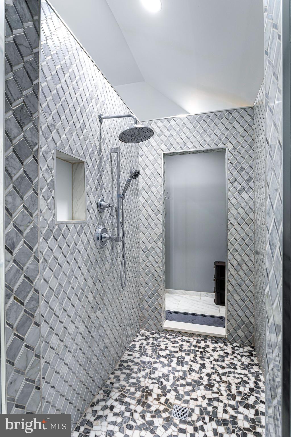 BARAKAT COURT - Residential