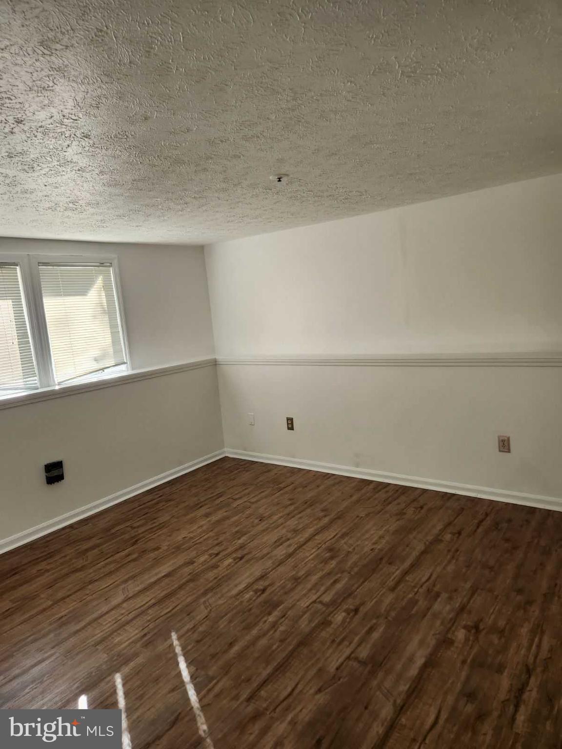 WOODBRIDGE CENTER - Residential Lease