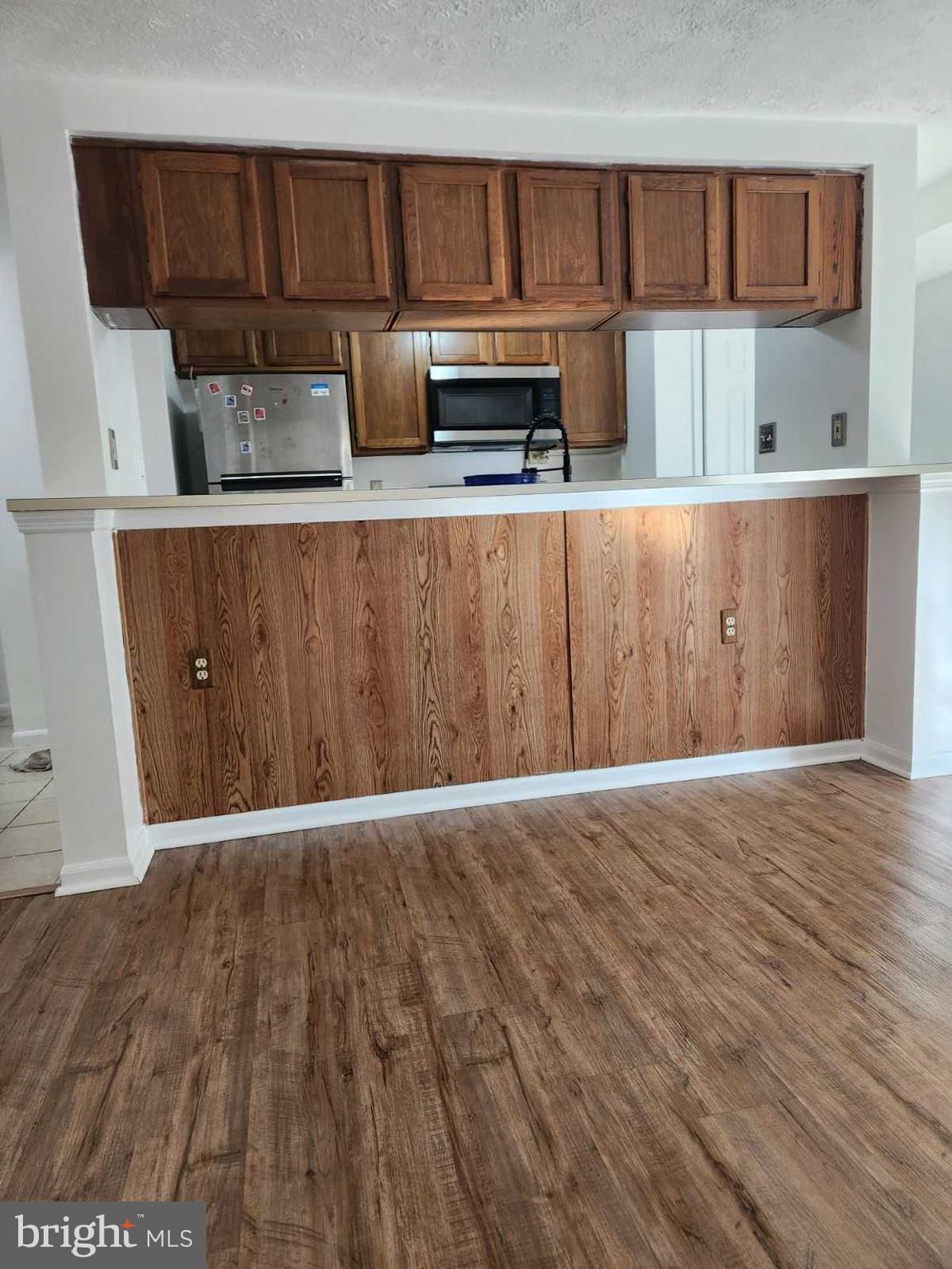 WOODBRIDGE CENTER - Residential Lease