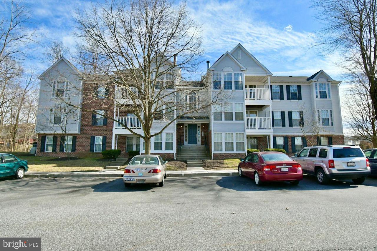 WOODBRIDGE CENTER - Residential Lease