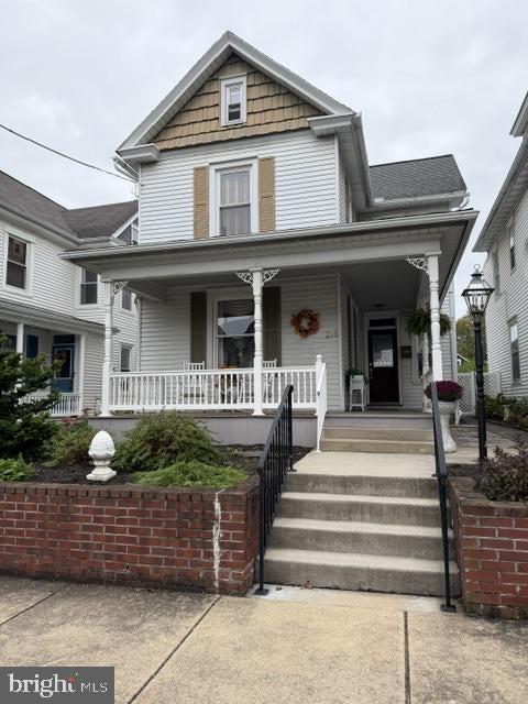 Photo of 233 S Spruce Street, LITITZ, PA 17543 (MLS # PALA2096364)