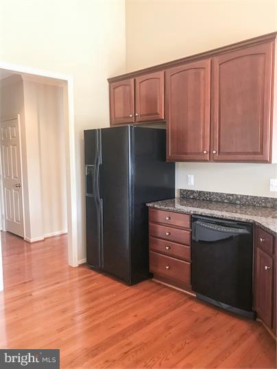 VIRGINIA HERITAGE AT LEE'S PARK - Residential Lease