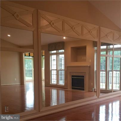 VIRGINIA HERITAGE AT LEE'S PARK - Residential Lease