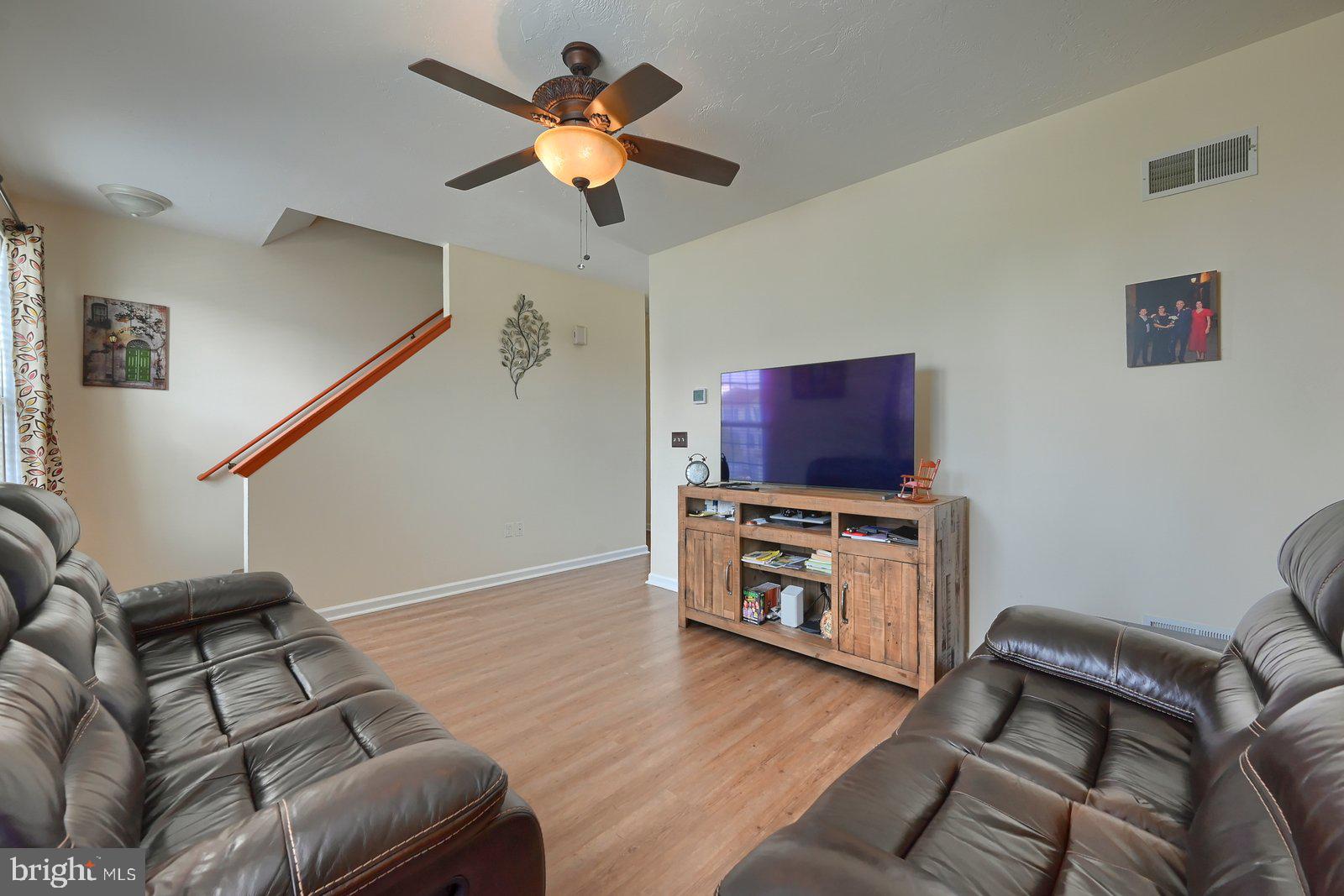 JACKSON HEIGHTS - Residential