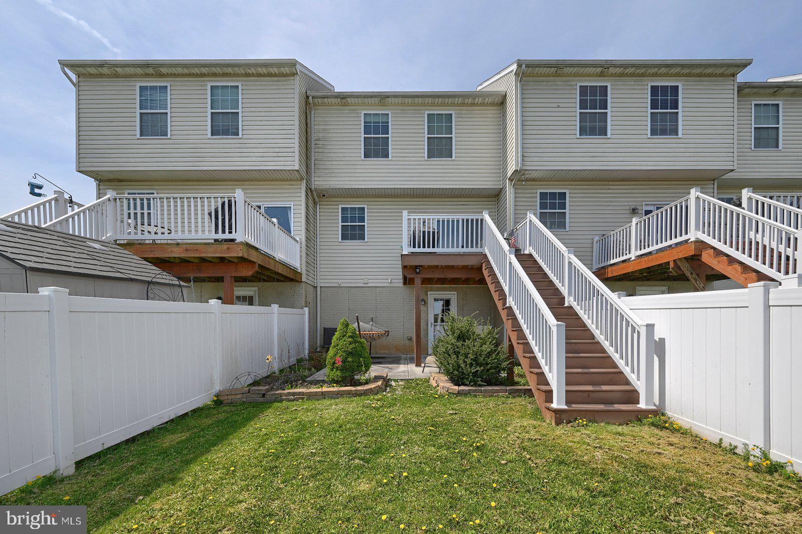 JACKSON HEIGHTS - Residential