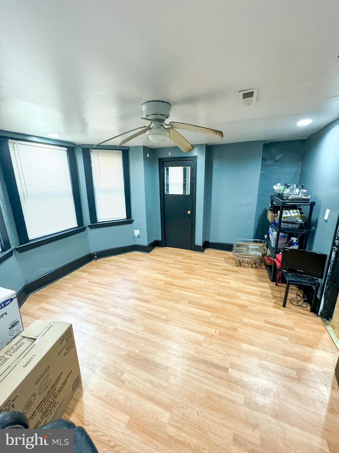 CARROLL PARK - Commercial Sale