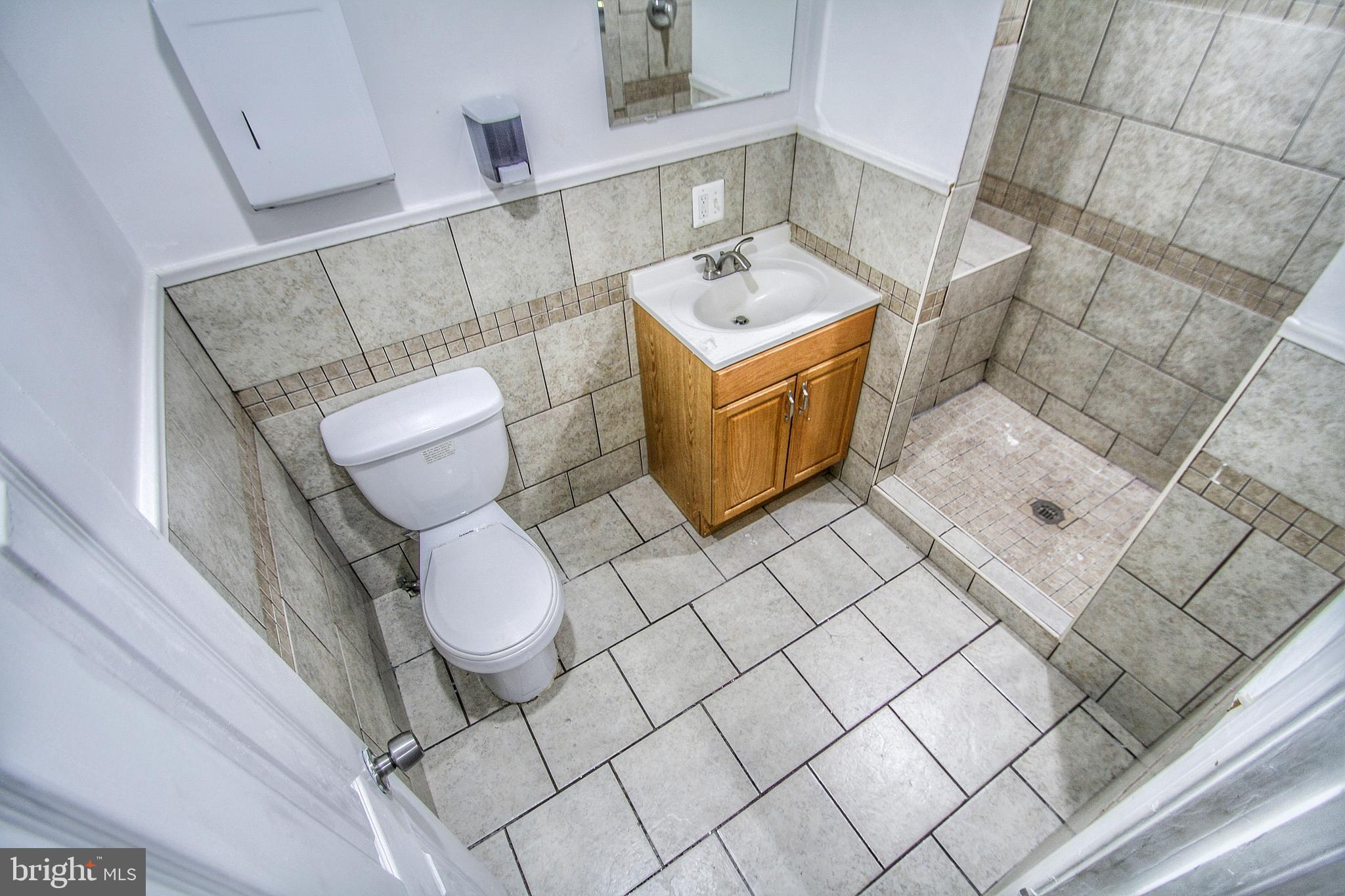 CARROLL PARK - Commercial Sale
