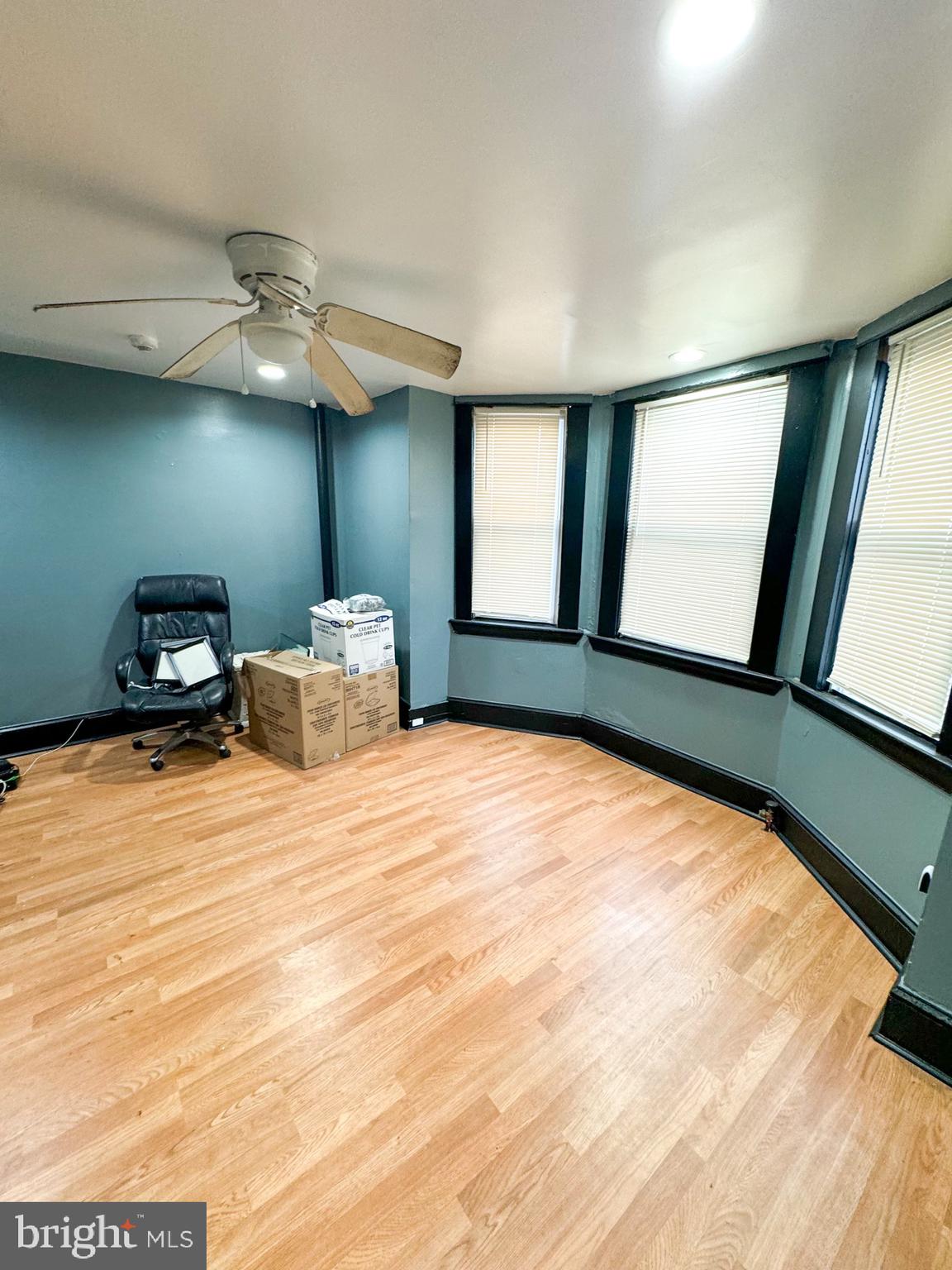 CARROLL PARK - Commercial Sale