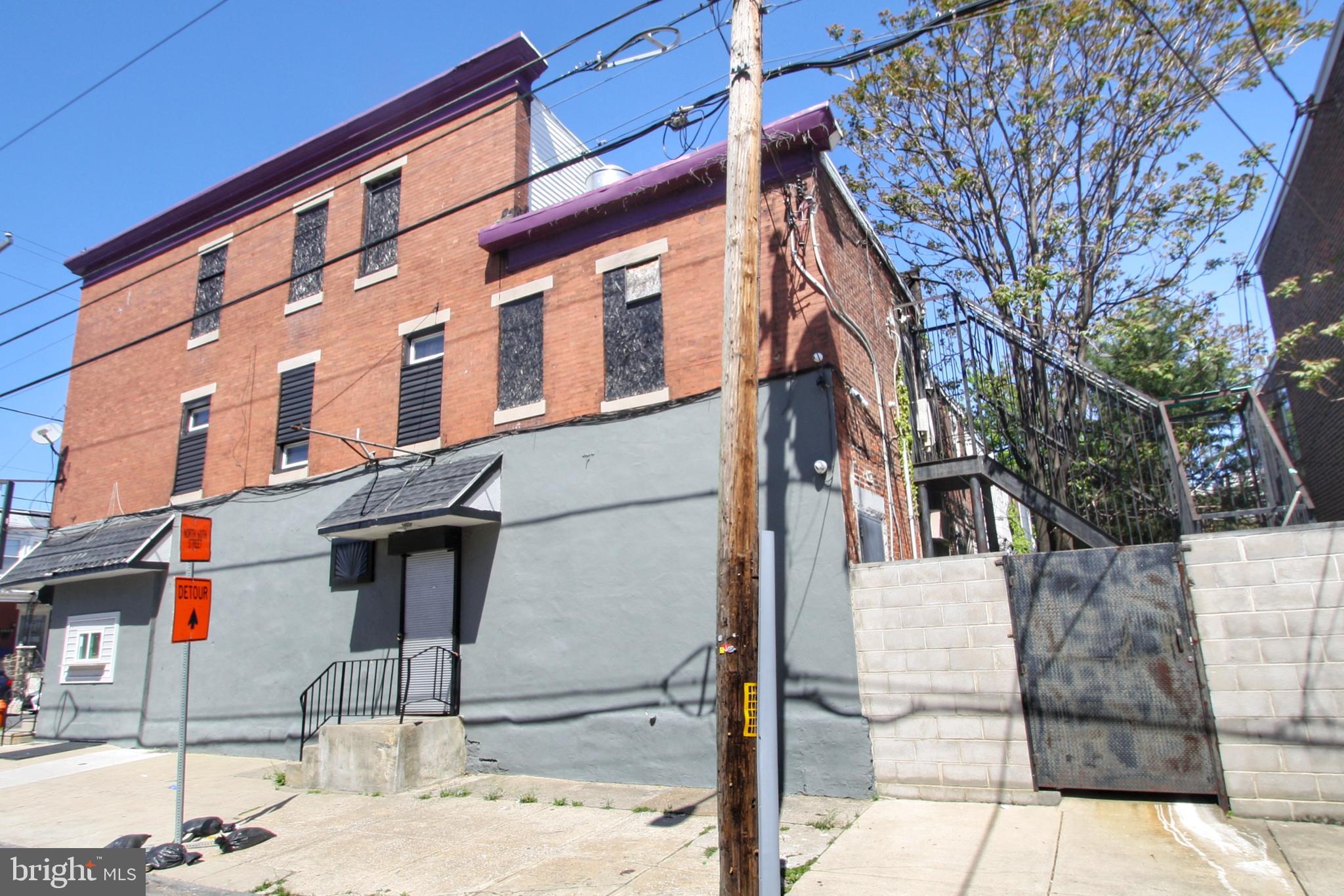 CARROLL PARK - Commercial Sale