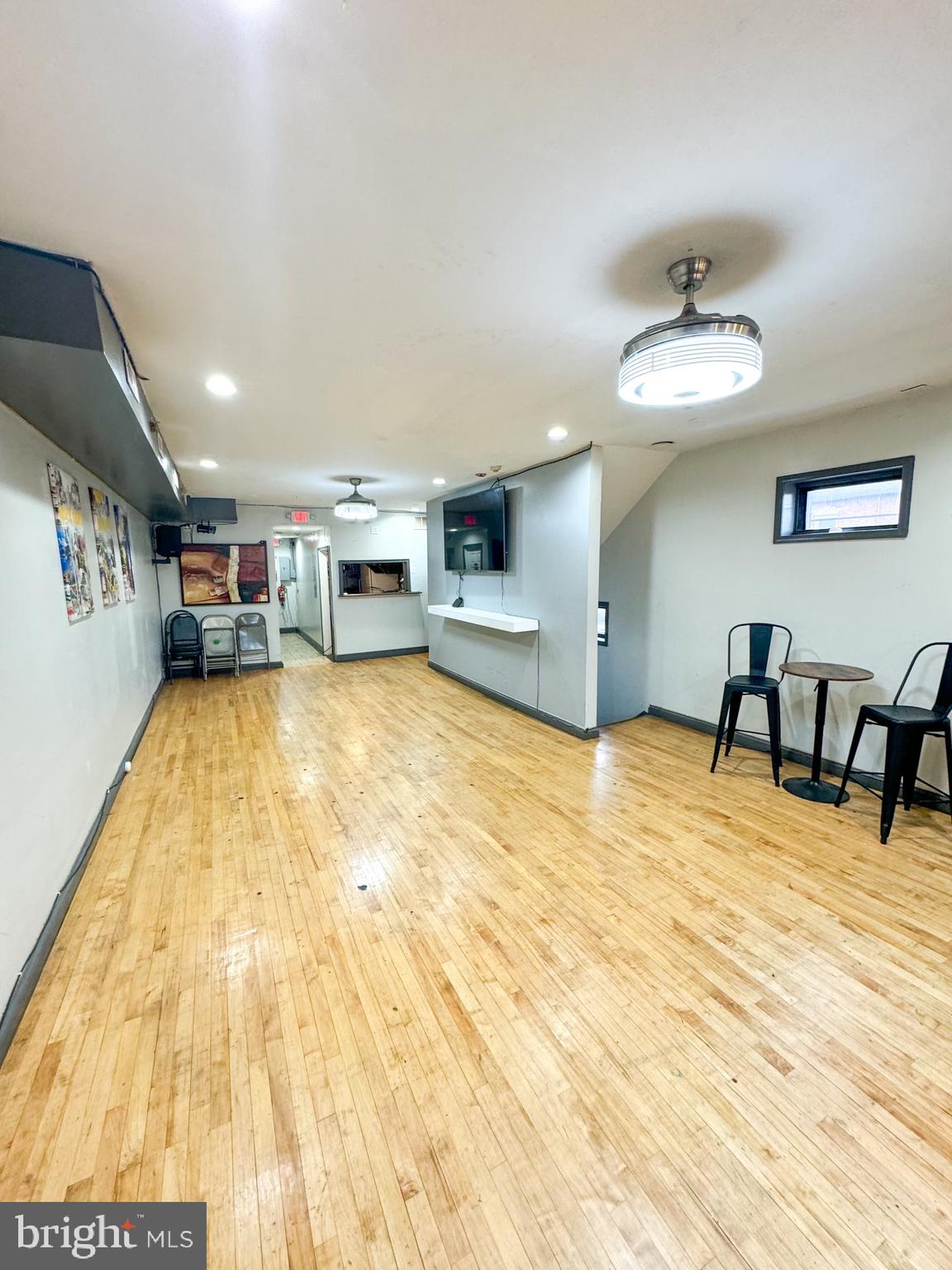 CARROLL PARK - Commercial Sale