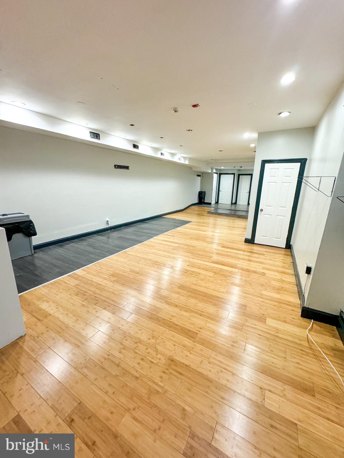 CARROLL PARK - Commercial Sale