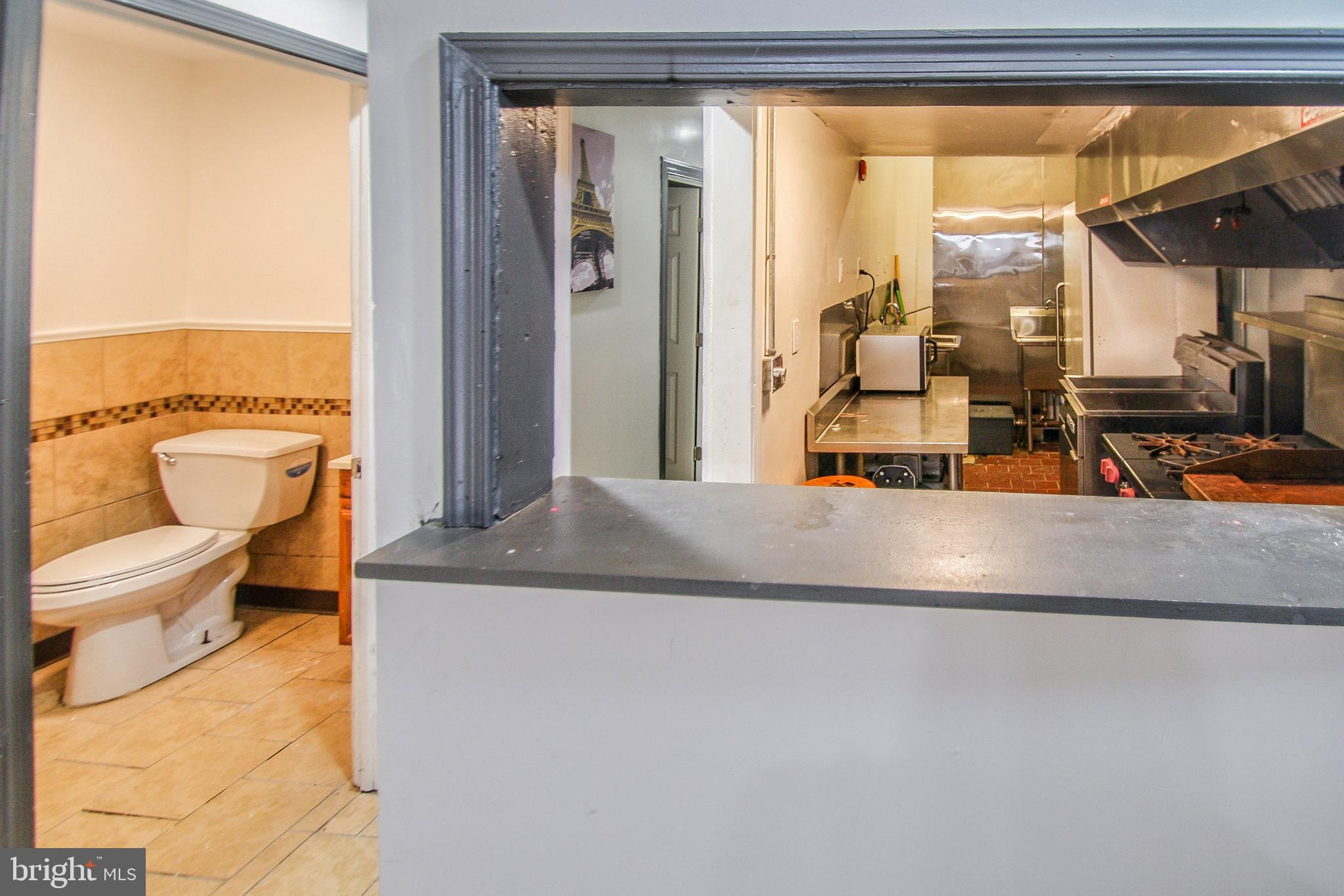 CARROLL PARK - Commercial Sale