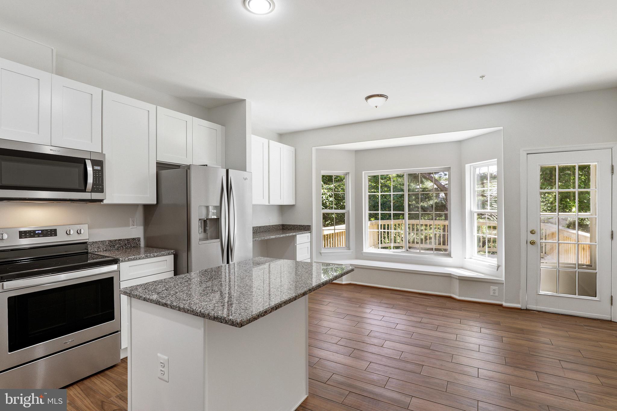 LONG REACH - Residential Lease