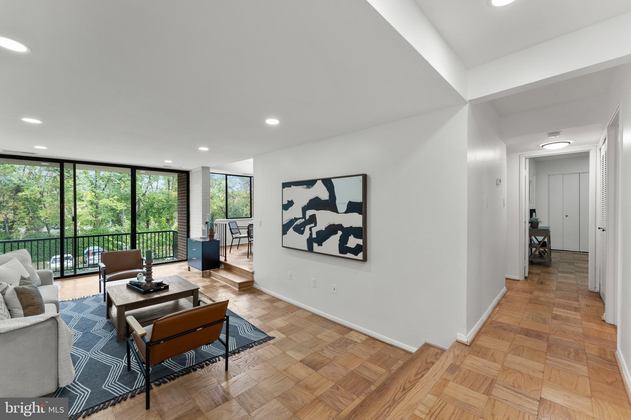 AMERICANA FINMARK - Residential