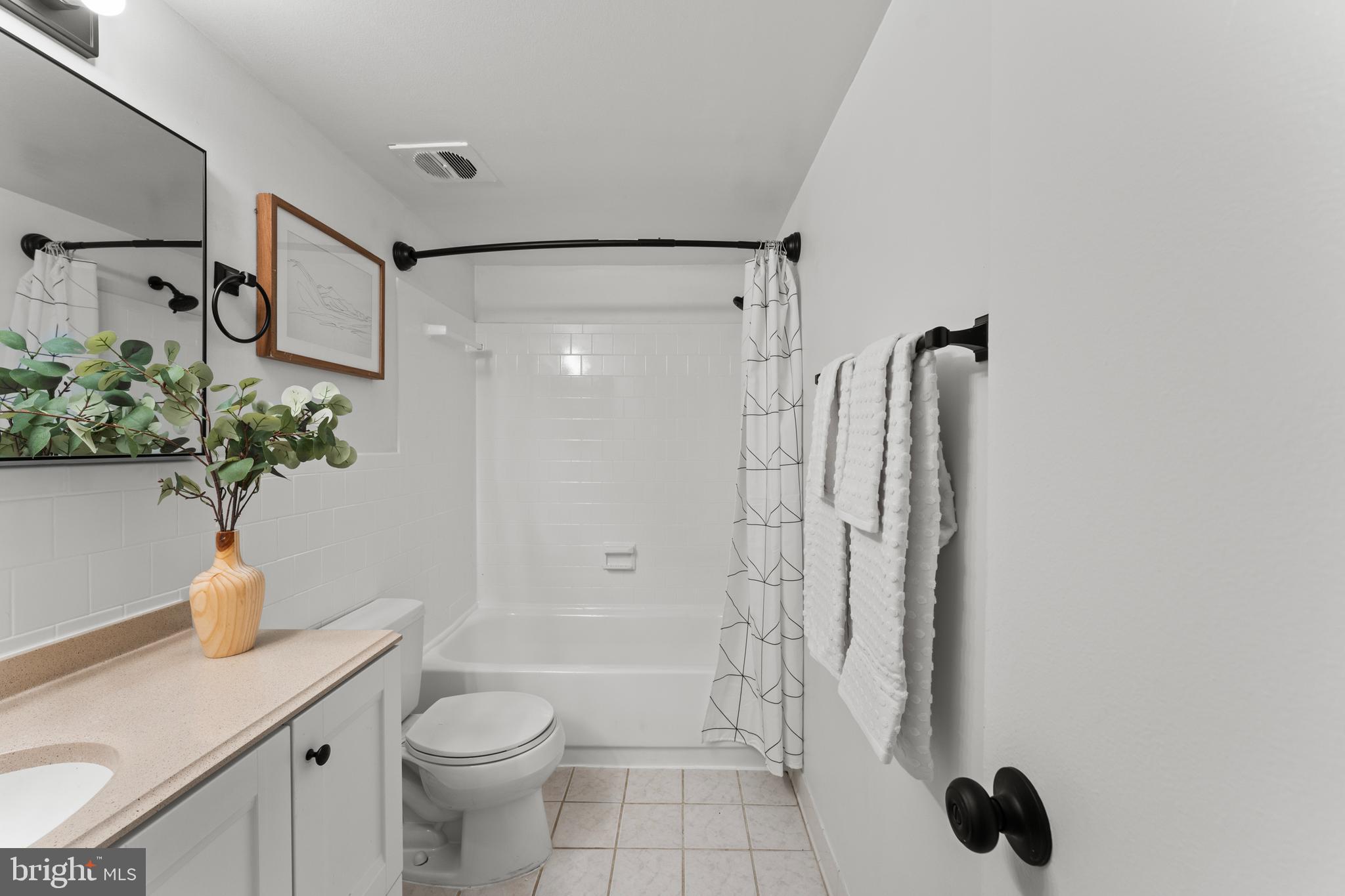 AMERICANA FINMARK - Residential