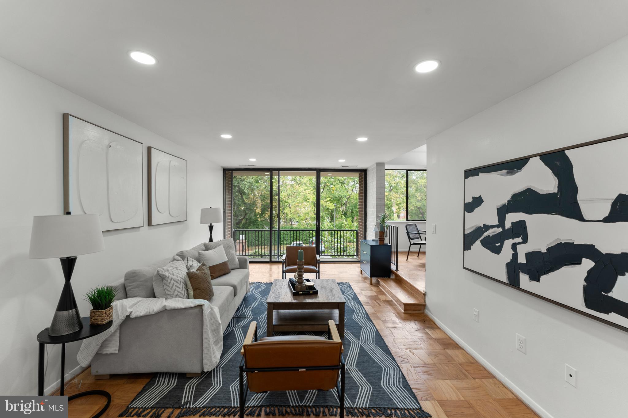 AMERICANA FINMARK - Residential