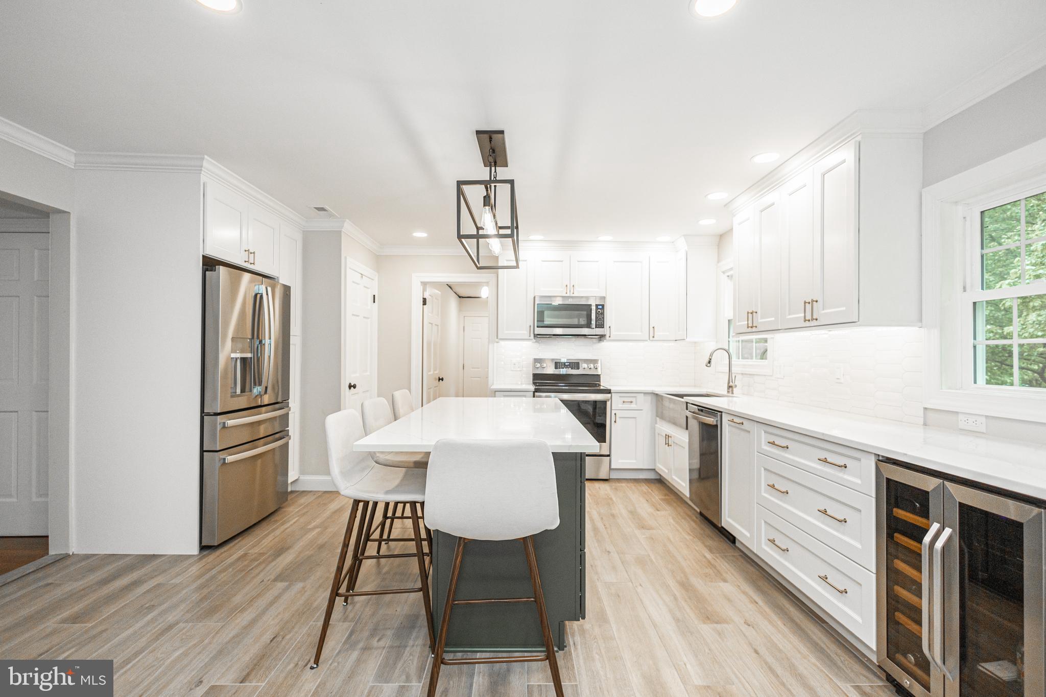 MIRROR LAKE FARMS - Residential