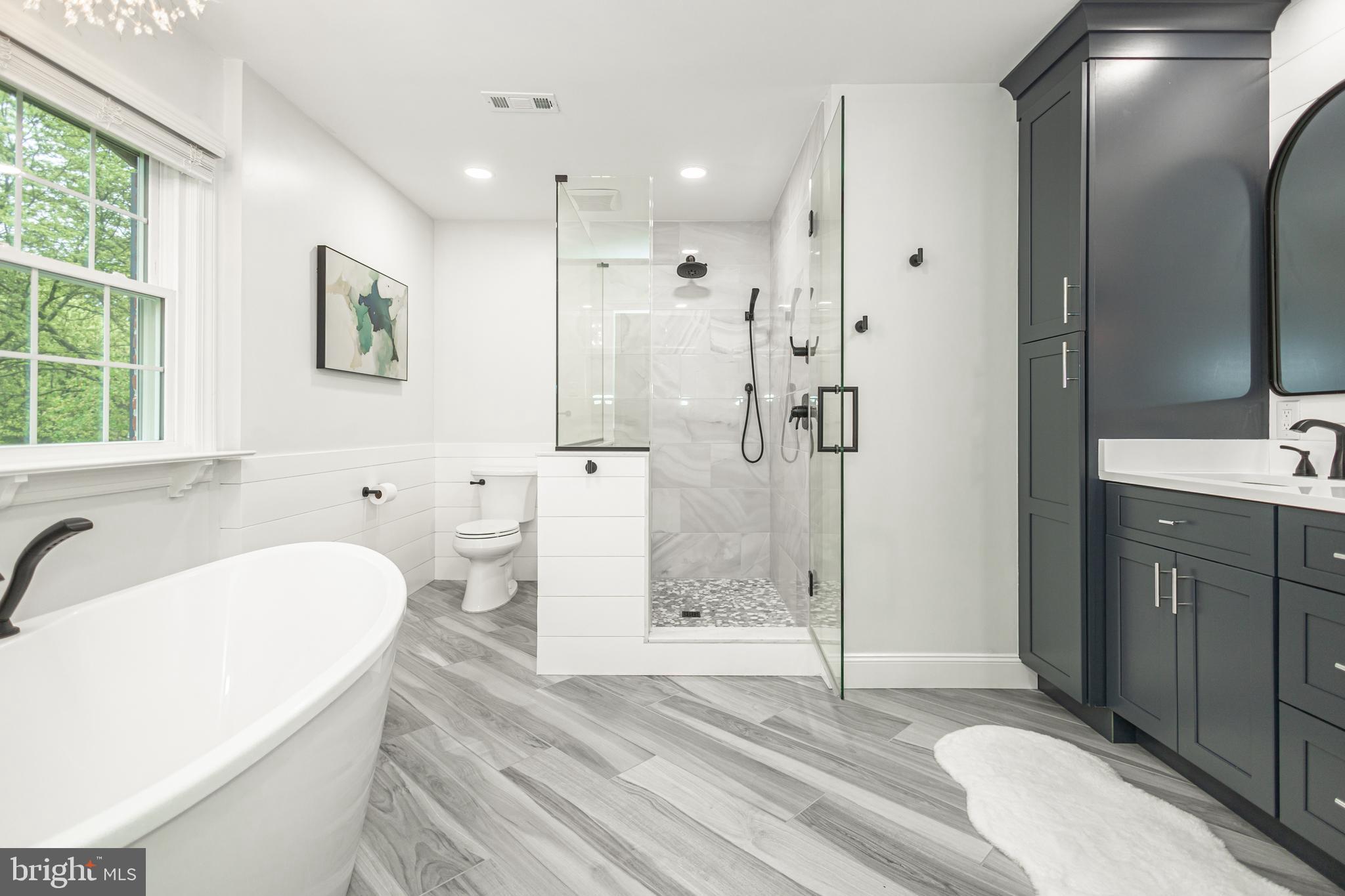 MIRROR LAKE FARMS - Residential