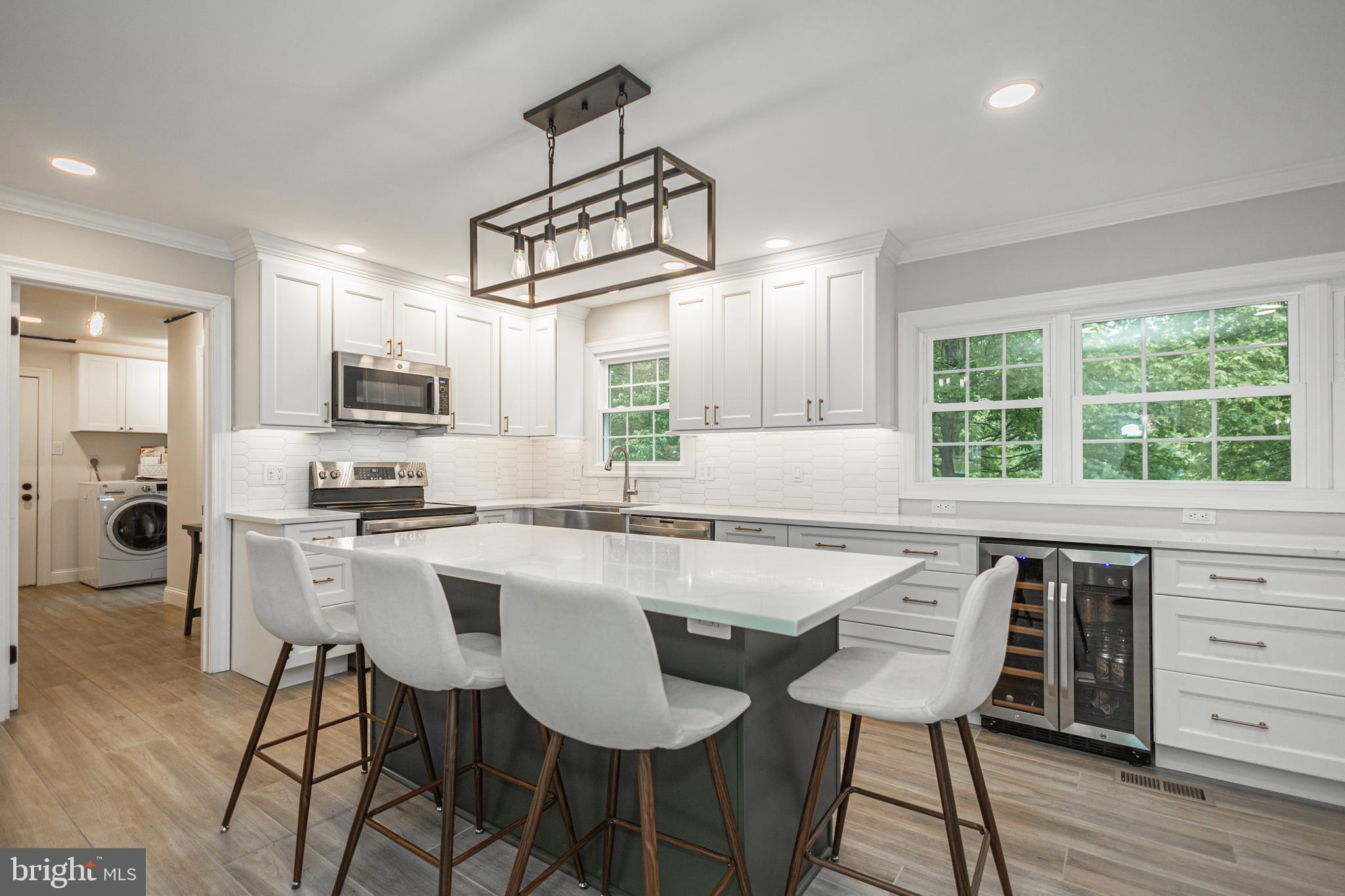 MIRROR LAKE FARMS - Residential