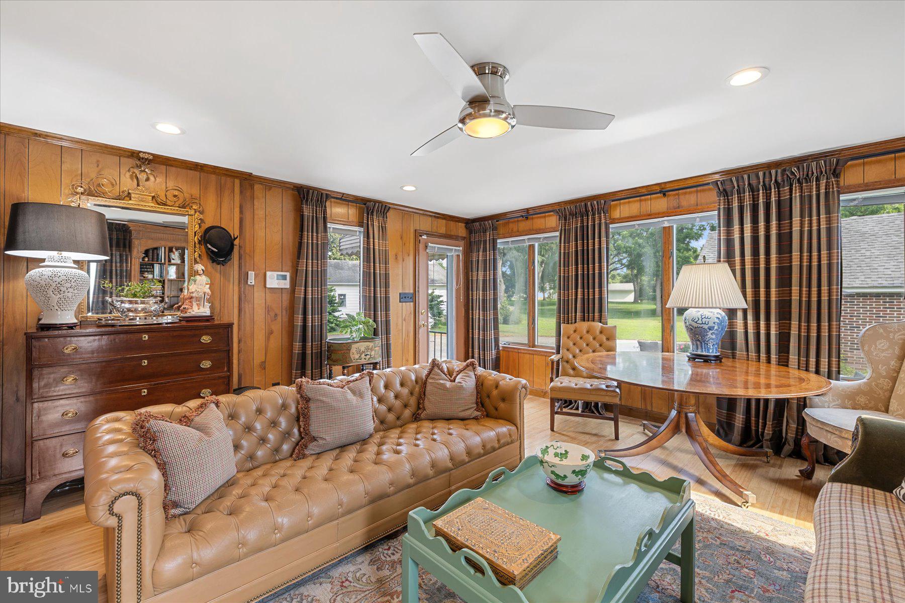 MILFORD - Residential