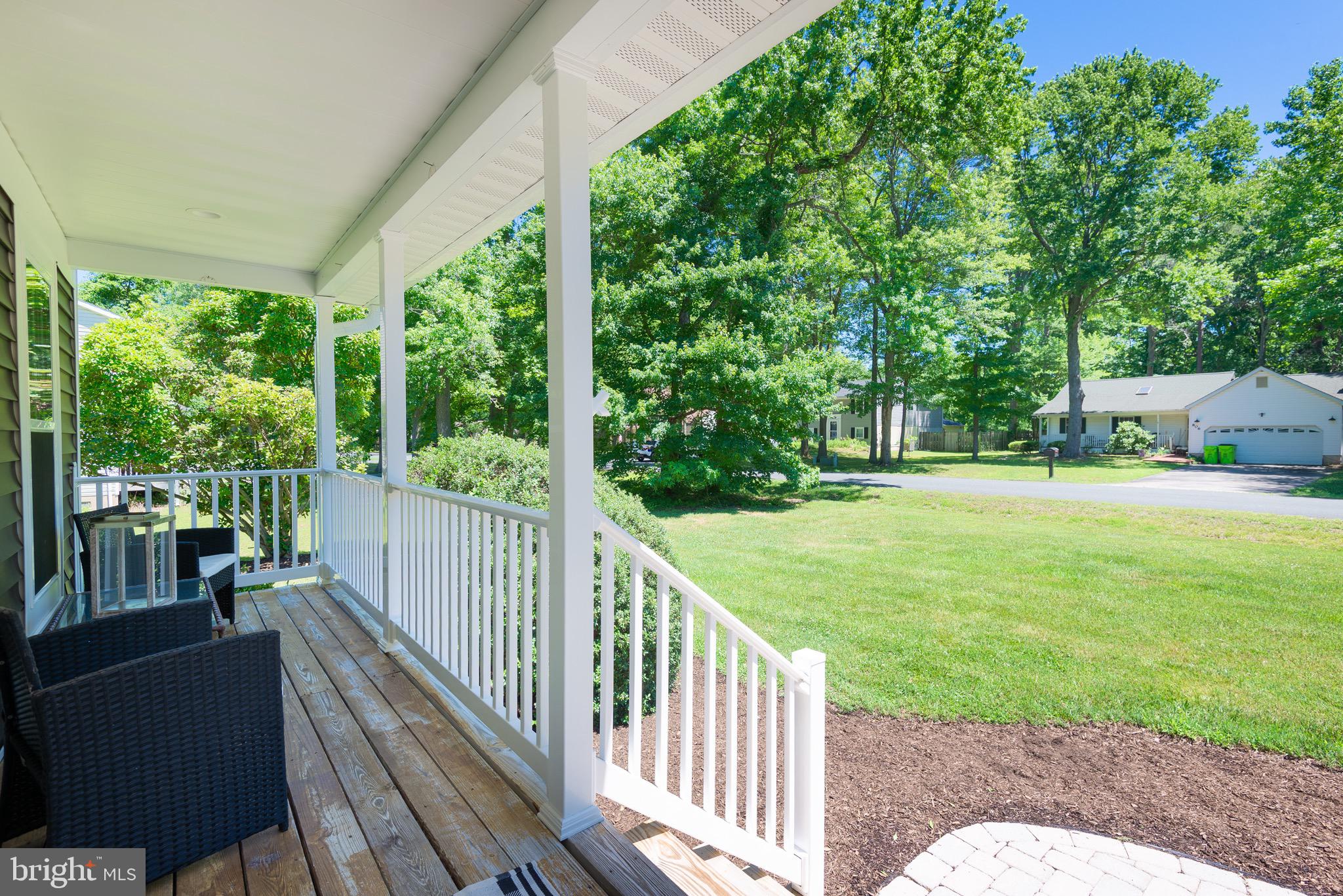 807 PETINOT PLACE