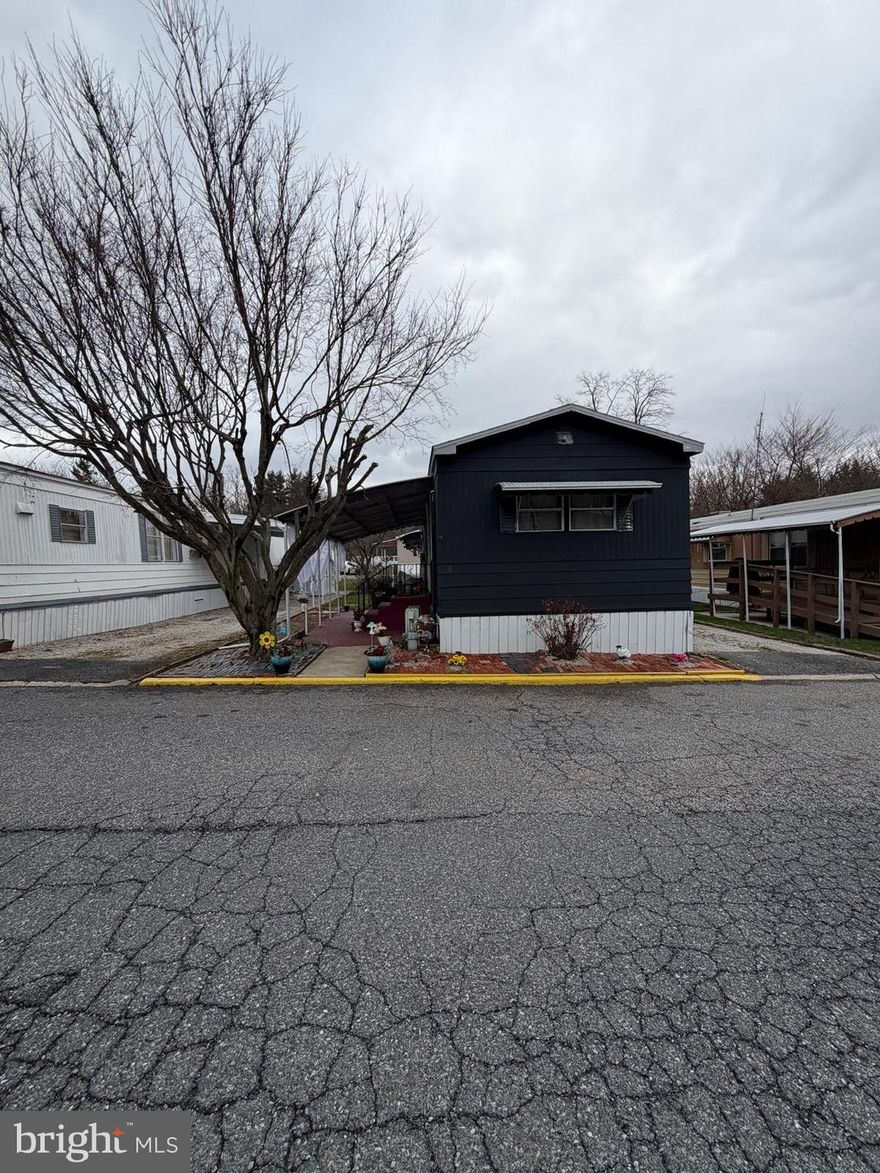 for everyone, that is looking; to buy a beautiful property in the Exeter township; Spacious eating in Kitchen, new hot water heater, new vinyl plank flooring and covered parking; close to the shopping center and convenance stores; don't miss the opportunity to take a look at this property.  3-bedroom 1-bath; ready to move in