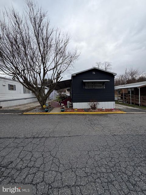 Mobile Home For Sale - 4851 Perkiomen Avenue #LOT 38<br/> READING, PA 19606