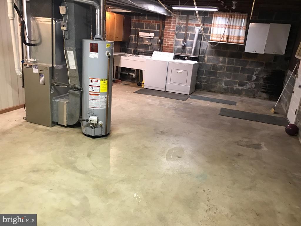 FAIRVIEW - Residential Lease