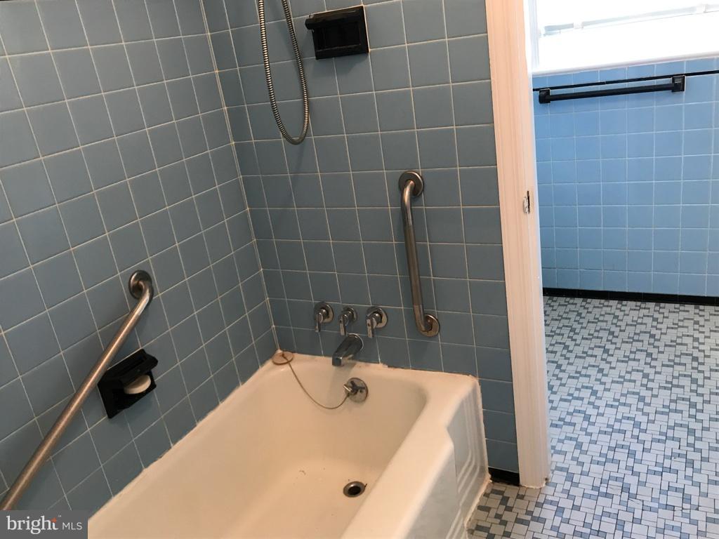 FAIRVIEW - Residential Lease