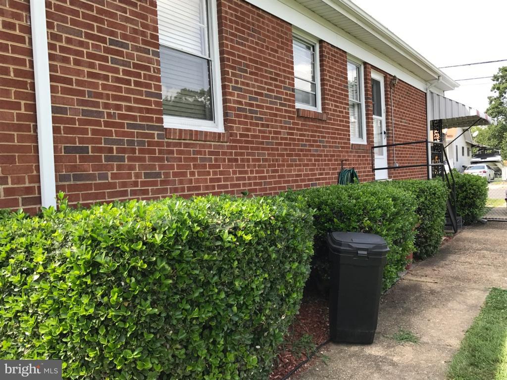 FAIRVIEW - Residential Lease