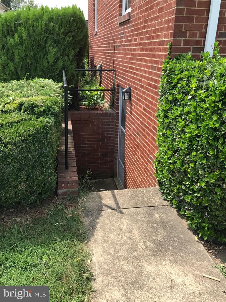 FAIRVIEW - Residential Lease