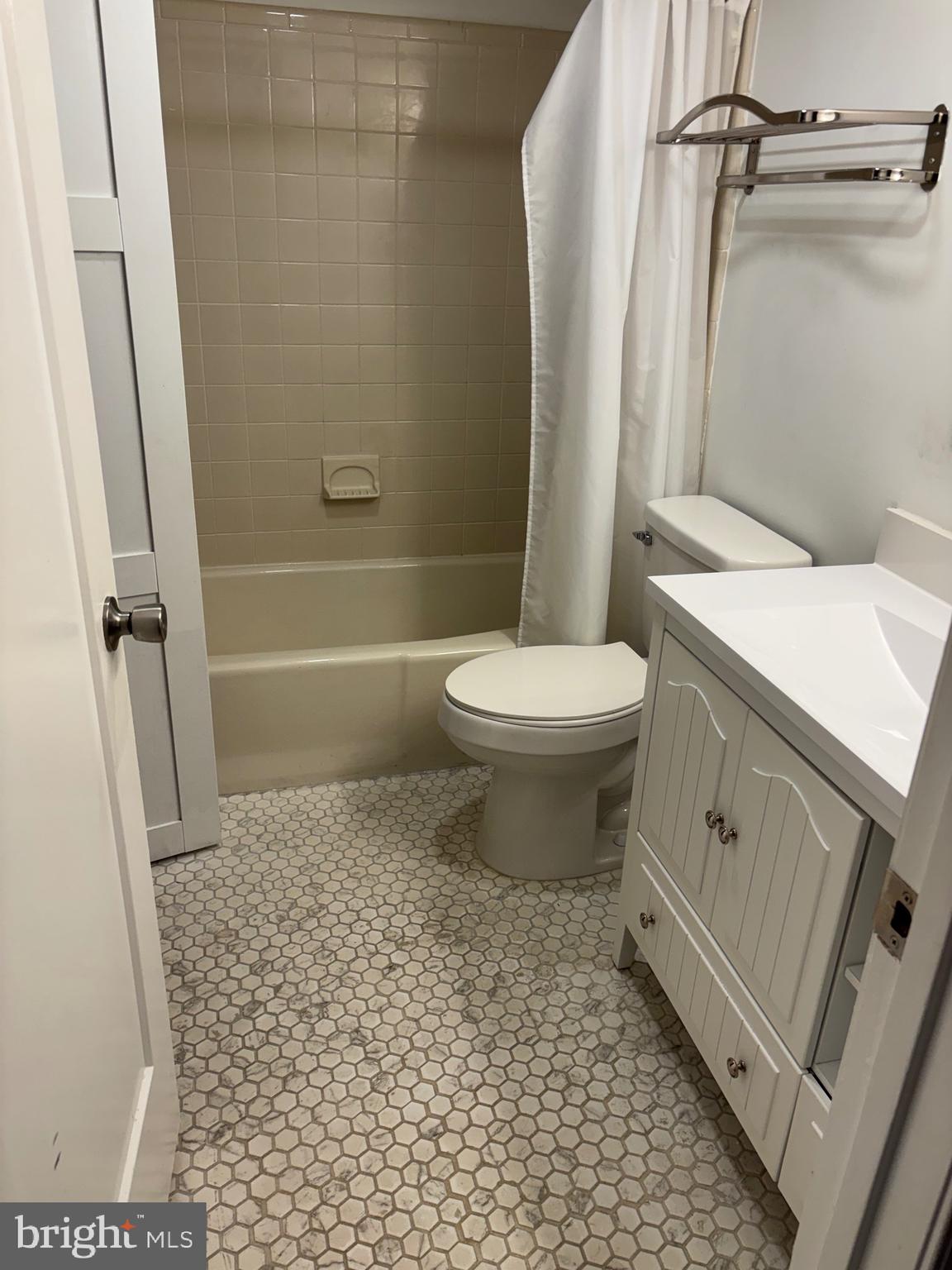 WILDEWOOD - Residential Lease