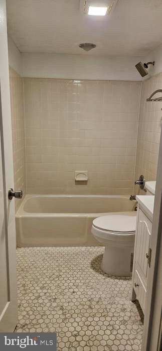 WILDEWOOD - Residential Lease