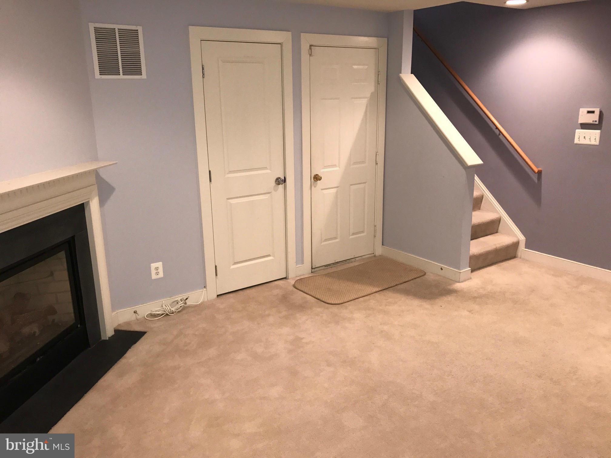 WHEATON FOREST - Residential Lease