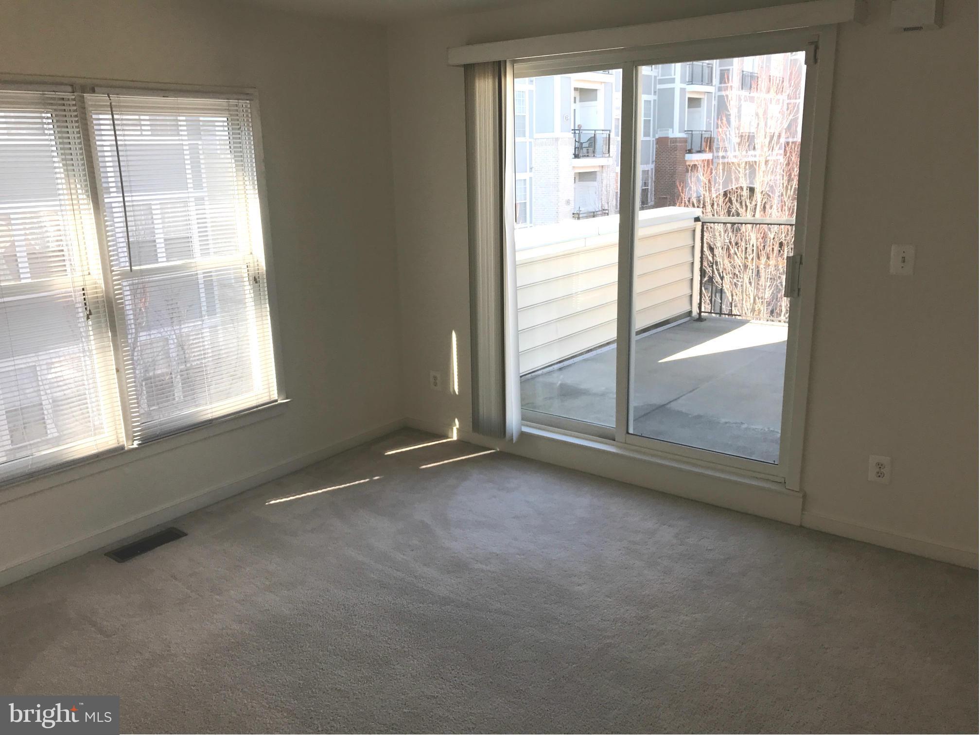 WHEATON FOREST - Residential Lease