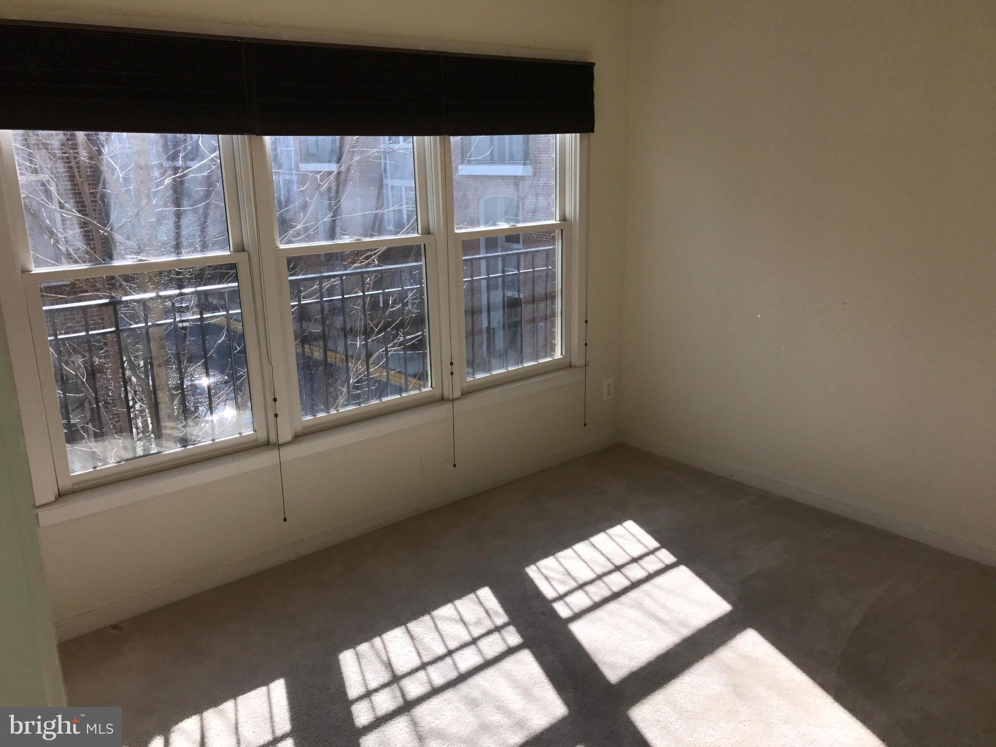 WHEATON FOREST - Residential Lease