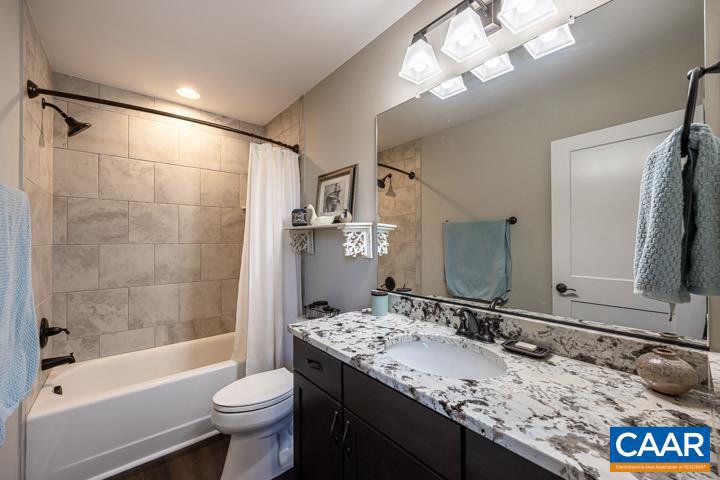 OCTONIA HIGHLANDS - Residential