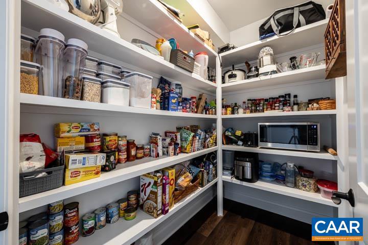 OCTONIA HIGHLANDS - Residential